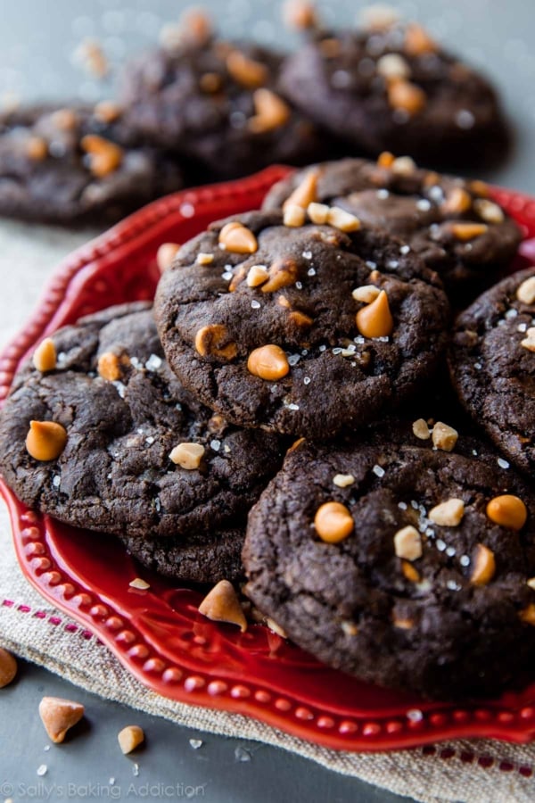 Butterscotch toffee fudge chocolate cookies on a red plate