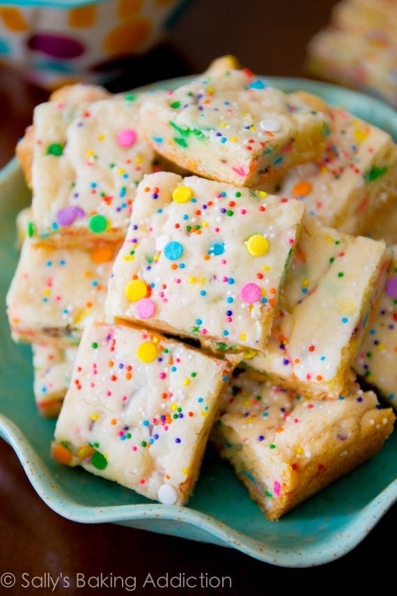 cake batter blondies with sprinkles