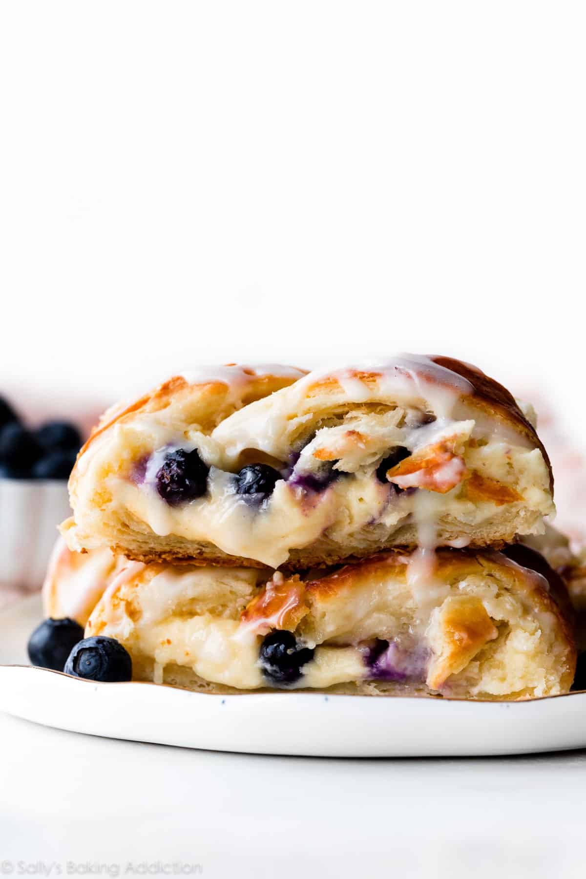 blueberry cream cheese pastries