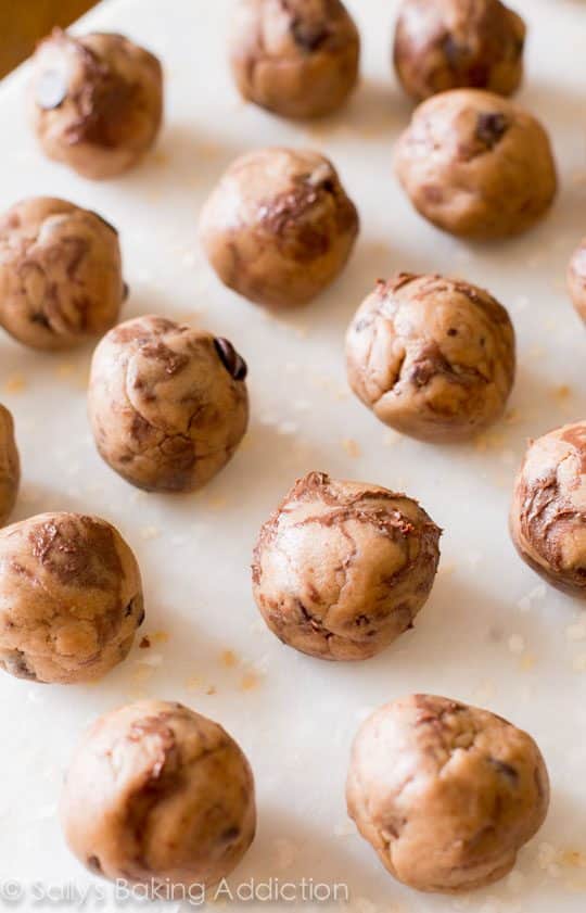 Nutella chocolate chip cookie dough balls