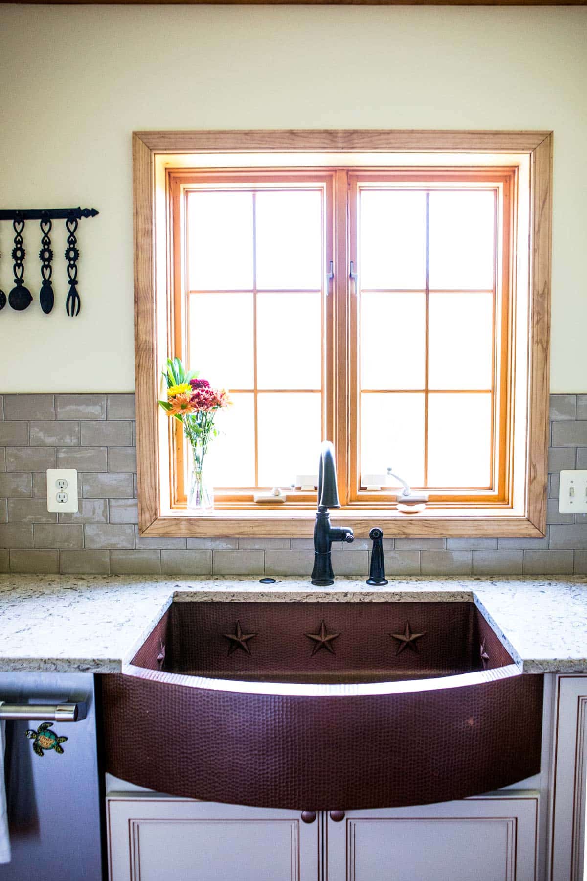 copper farm house sink
