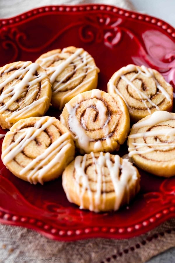 cinnamon roll sugar cookies on a red plate