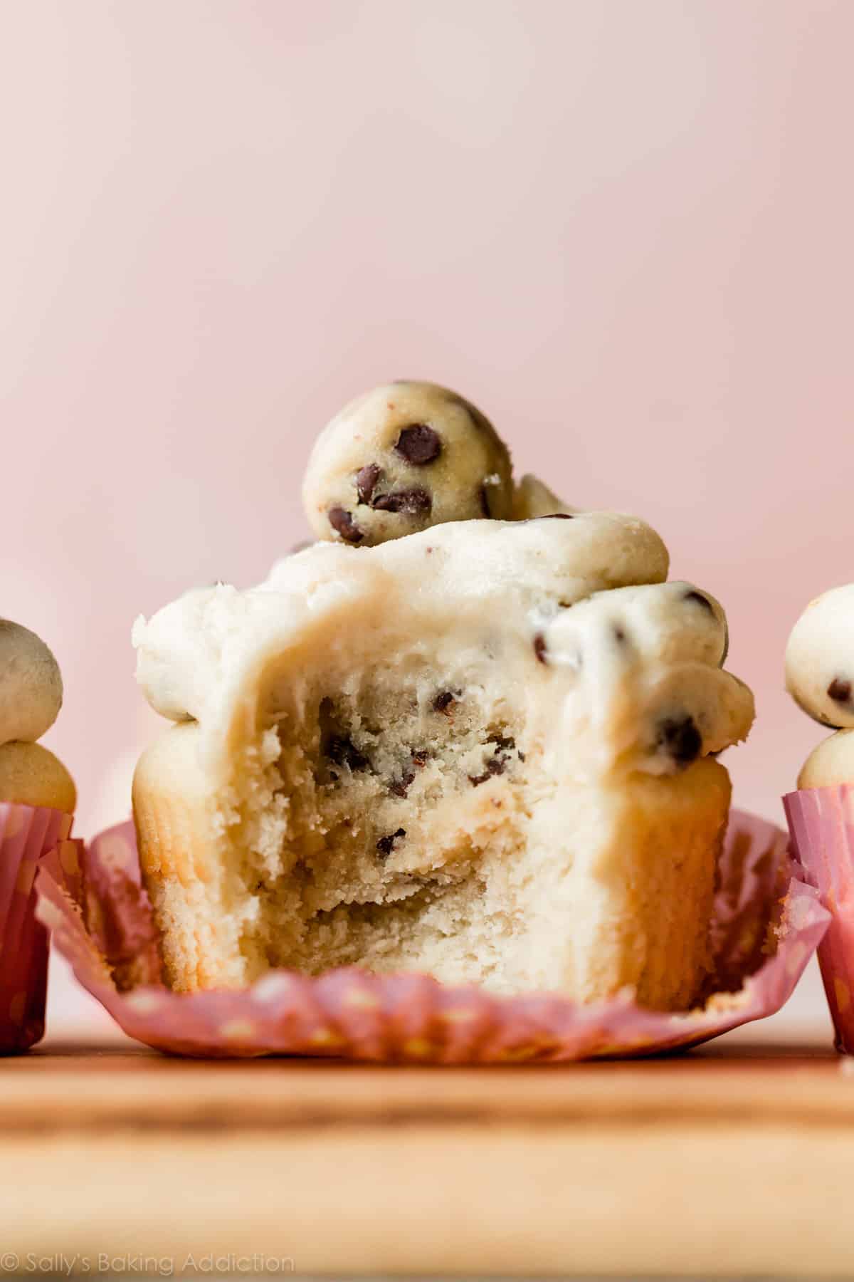 molten chocolate chip cookie dough cupcakes