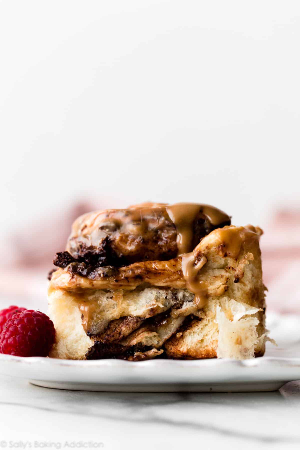 chocolate cinnamon roll